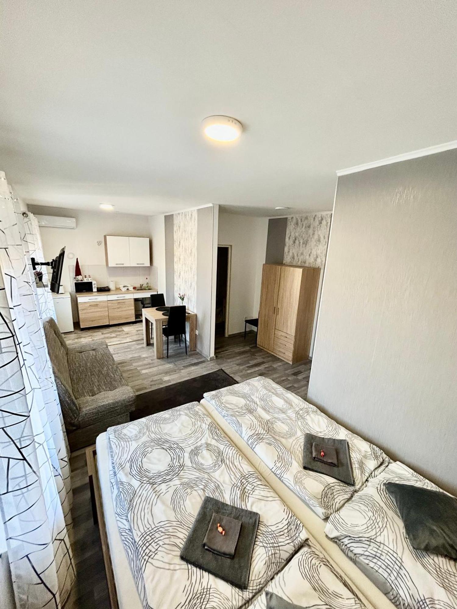 Mira Nest - Budapest City Exteriör bild
